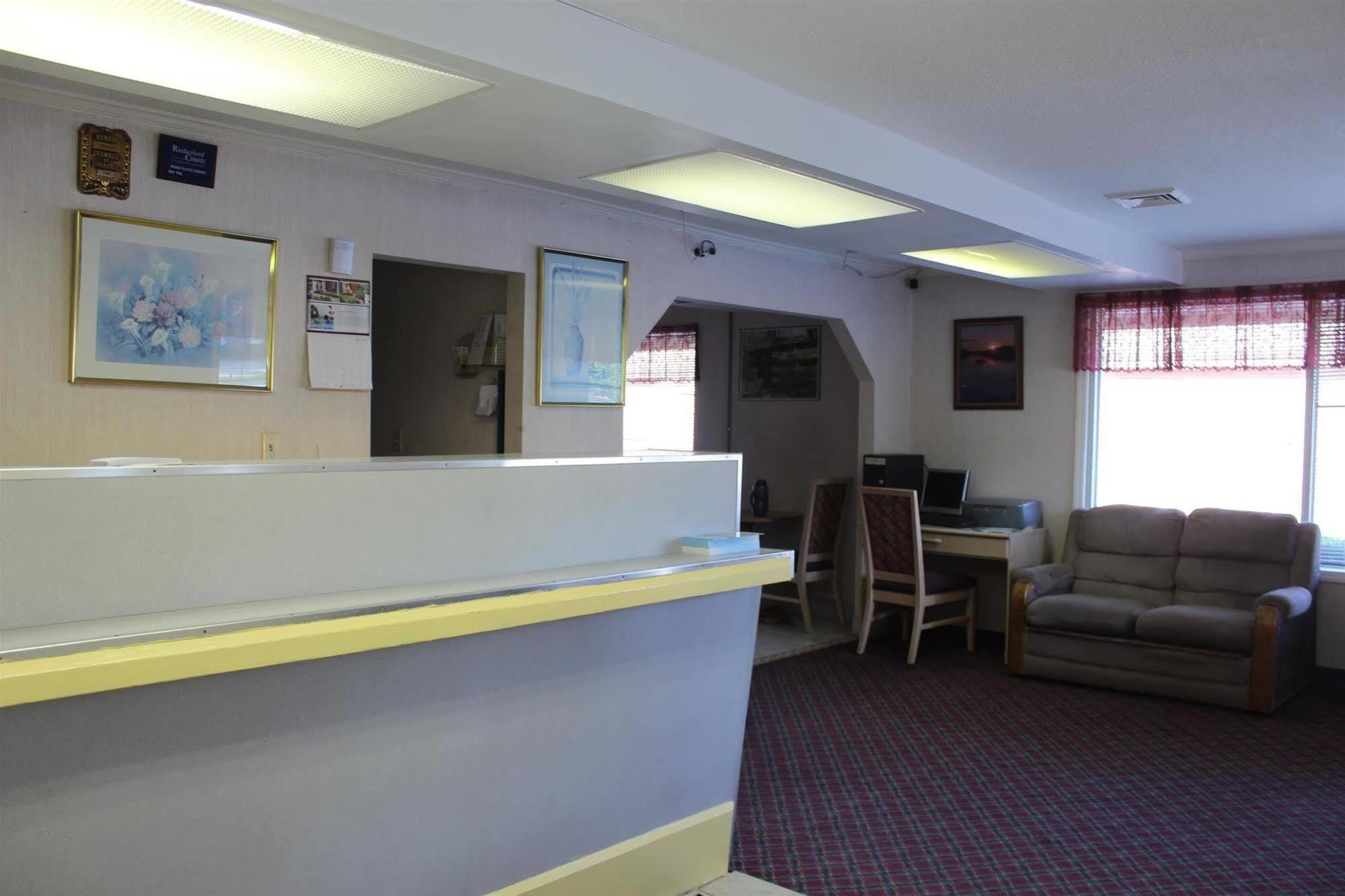 Town And Country Inn Suites Spindale Forest City Esterno foto